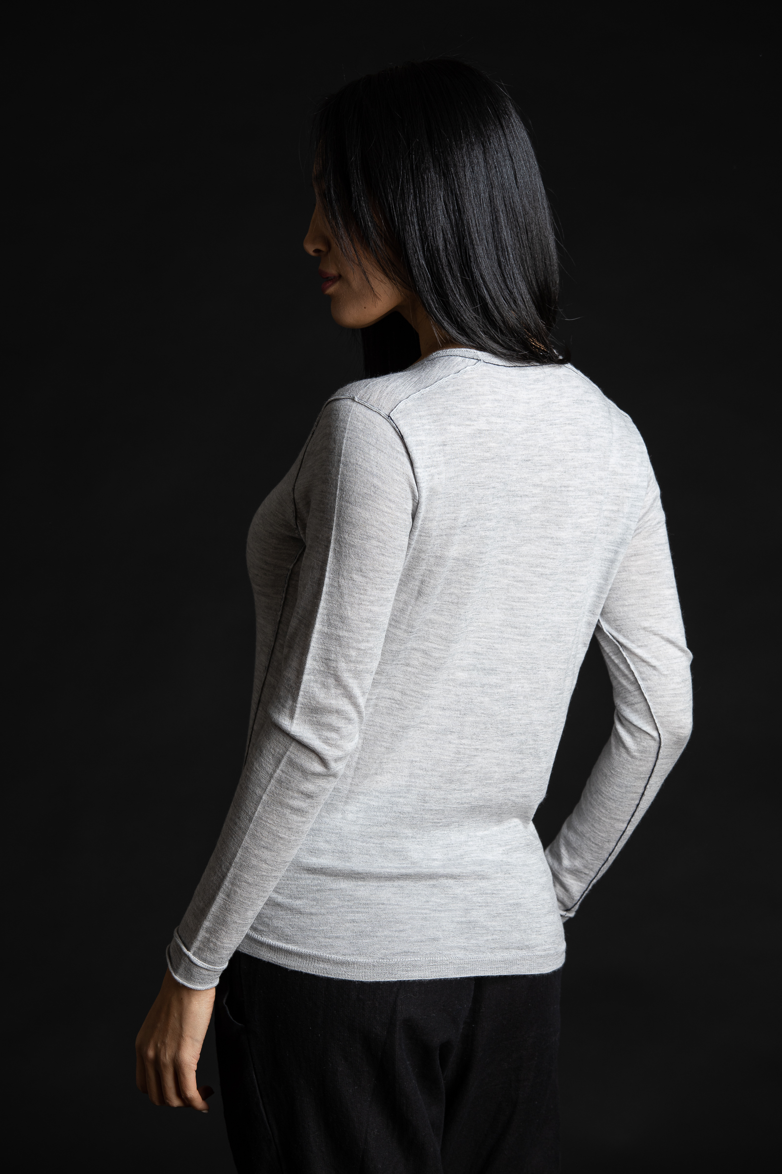Paychi Guh | L/S Baby Tee, Pale H Grey, 100% Worsted Cashmere Paychi Guh | L/S Baby Tee, Pale H Grey, 100% Worsted Cashmere