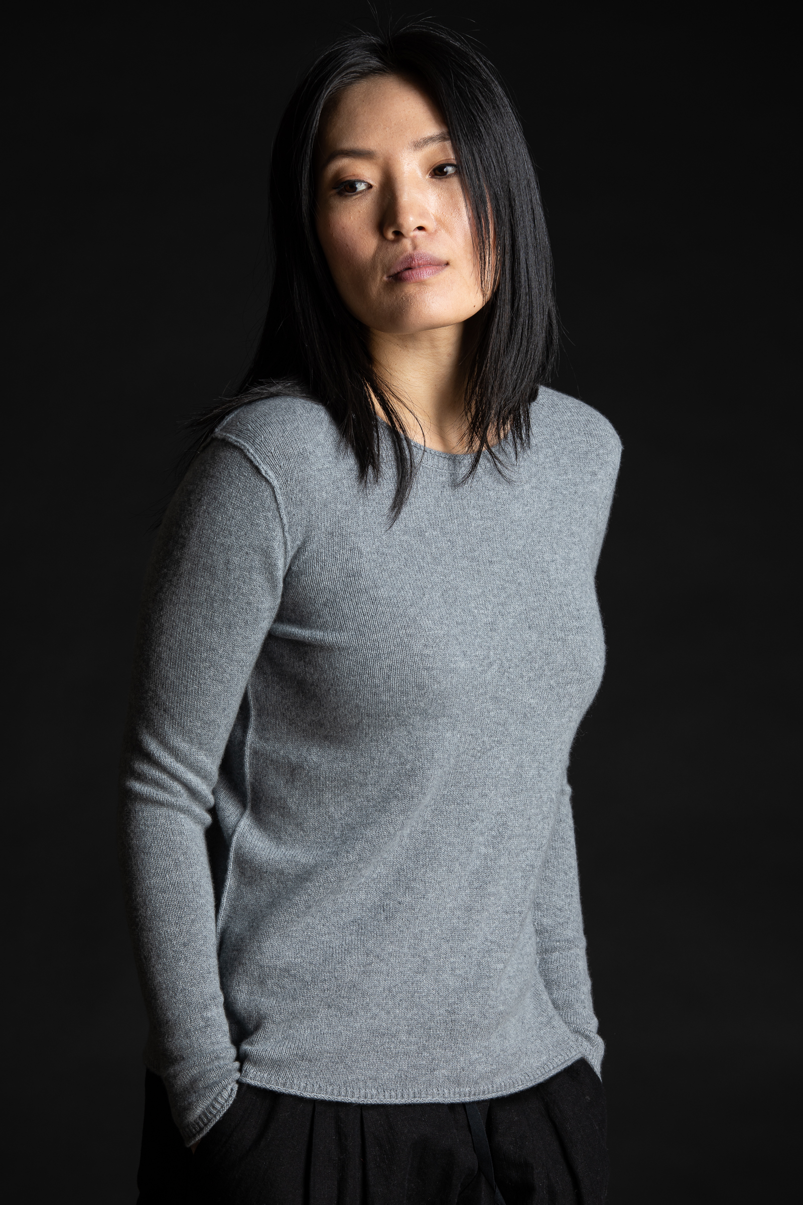 Paychi Guh | Cozy Luxe Crew, Husky Grey, 100% Baby Cashmere Paychi Guh | Cozy Luxe Crew, Husky Grey, 100% Baby Cashmere