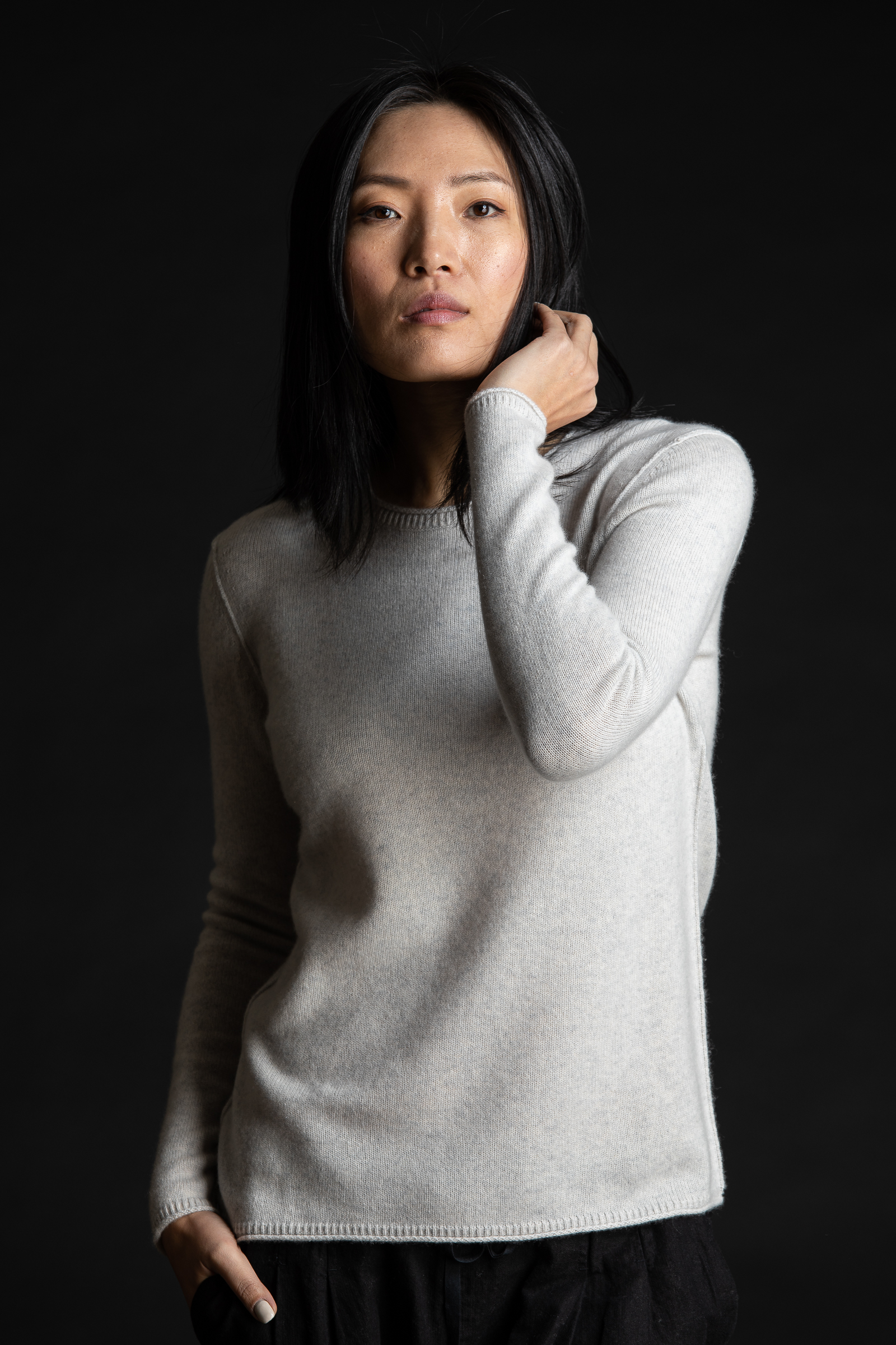 Paychi Guh | Cozy Luxe Crew, Snow Grey, 100% Baby Cashmere Paychi Guh | Cozy Luxe Crew, Snow Grey, 100% Baby Cashmere