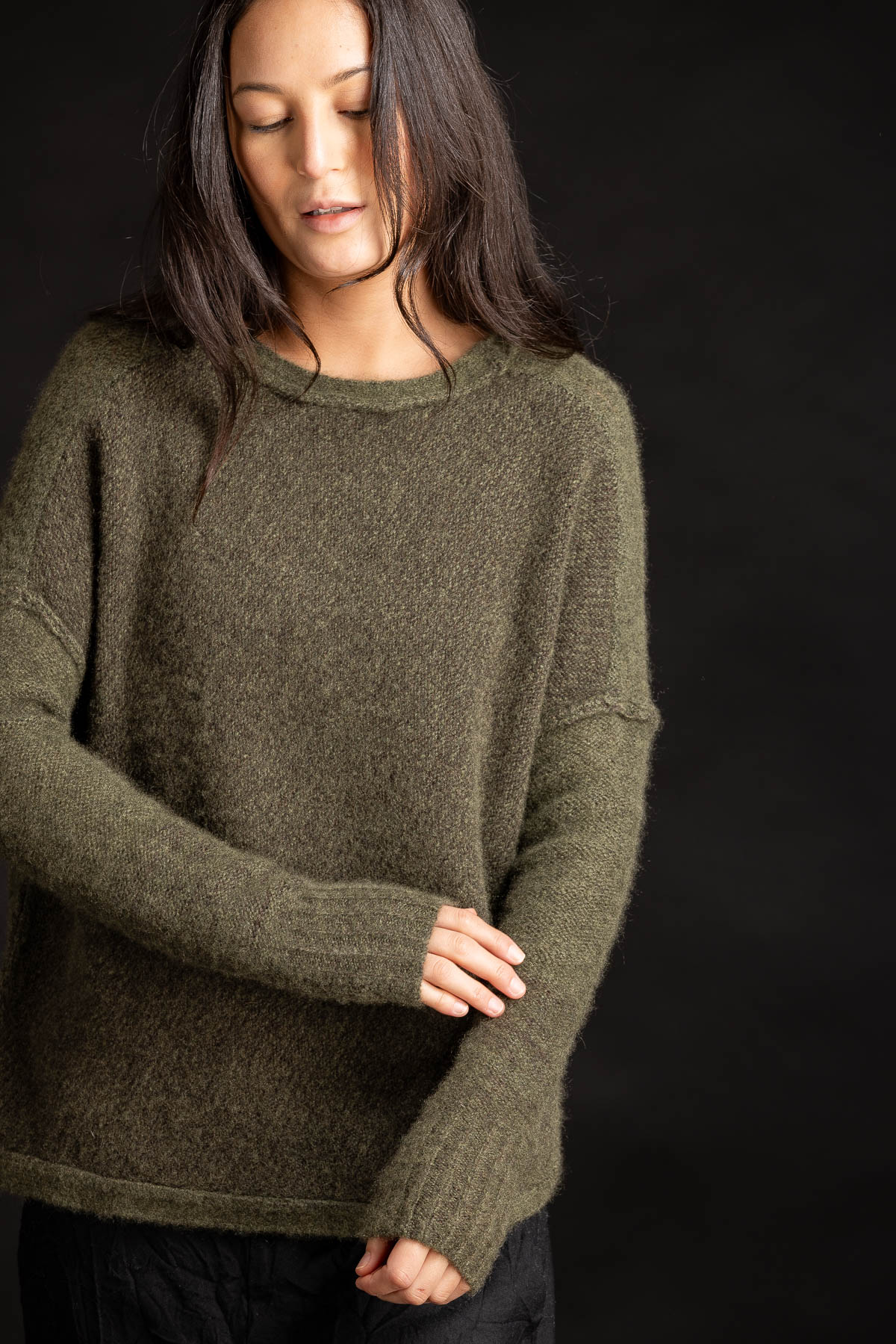 F427_DreamyTwoTonePullover_Moss_E1