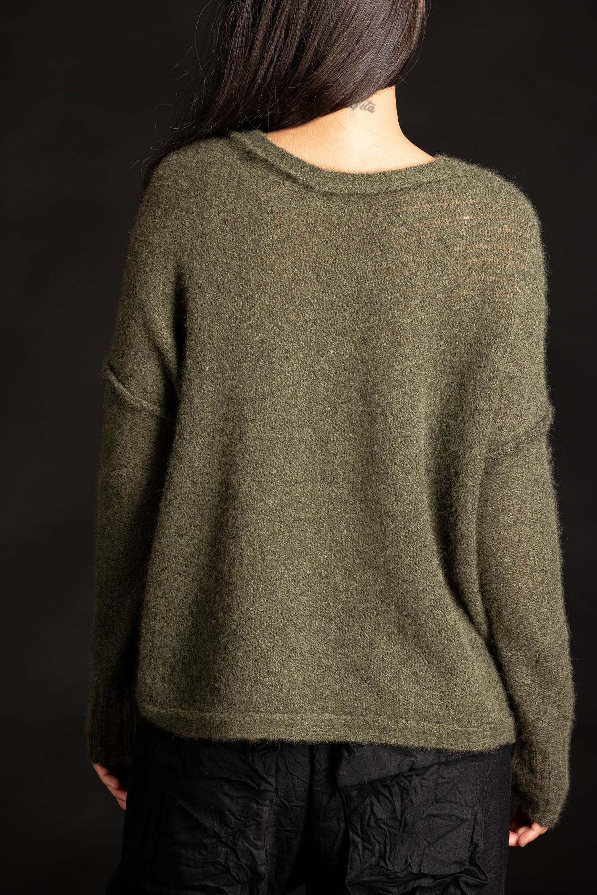F427_DreamyTwoTonePullover_Moss_E3
