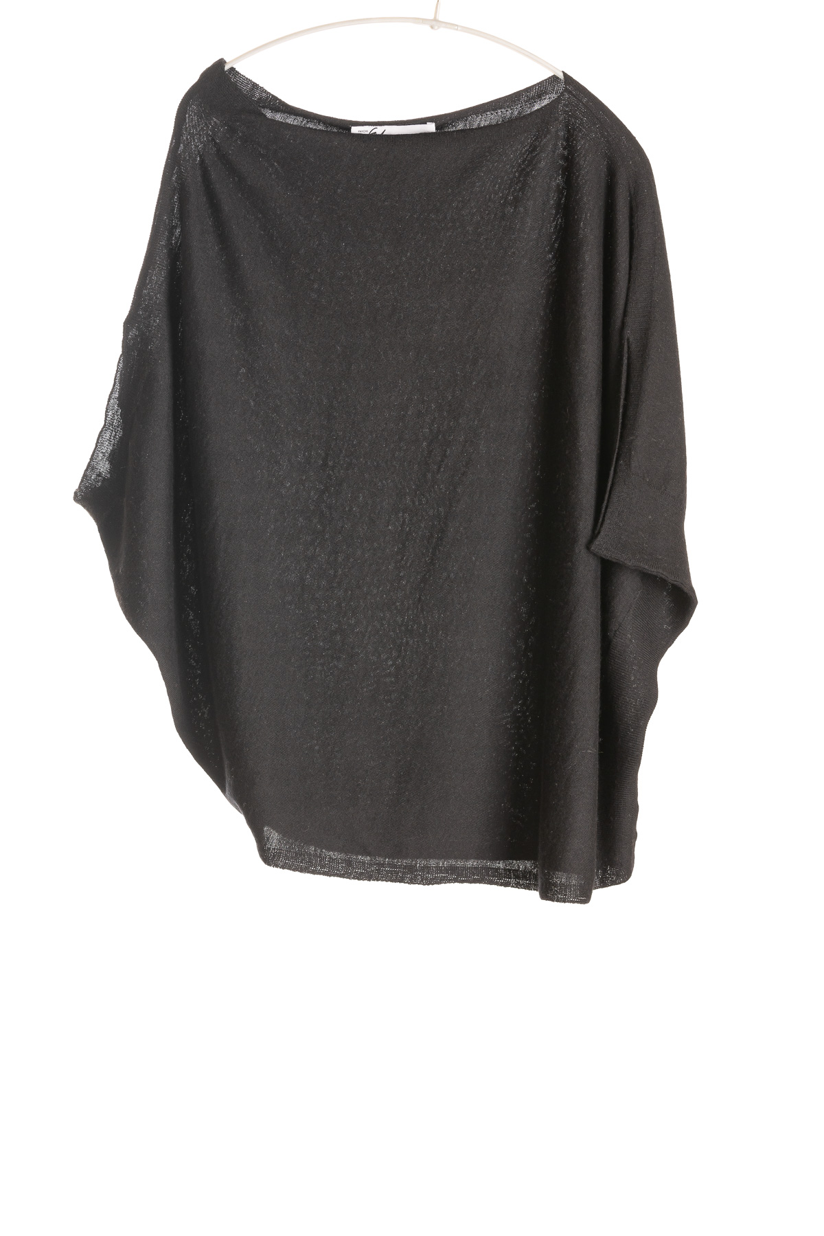 F476_AsymmetricalPopover_Black_H1Front