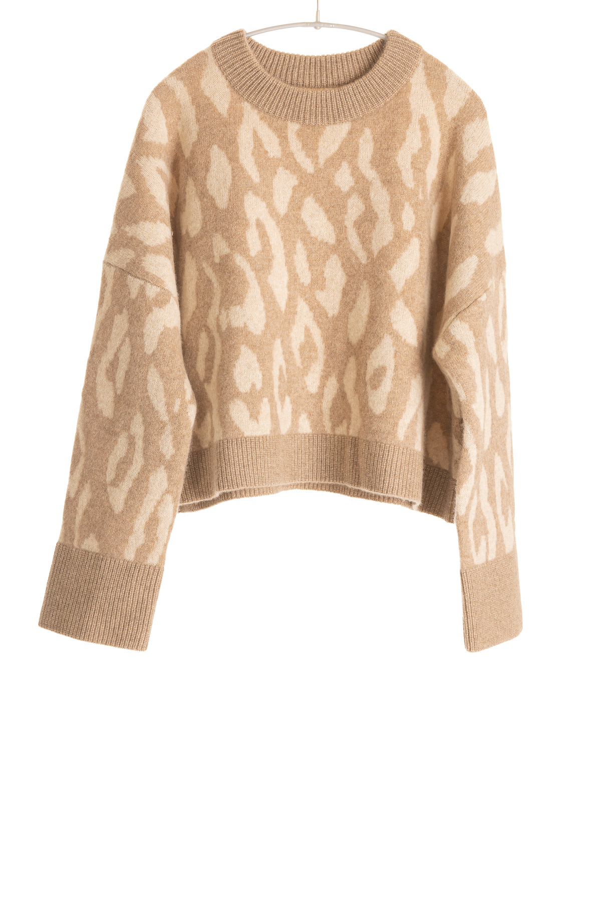 F487_BoxyLeopardPullover_Tan_H1Front