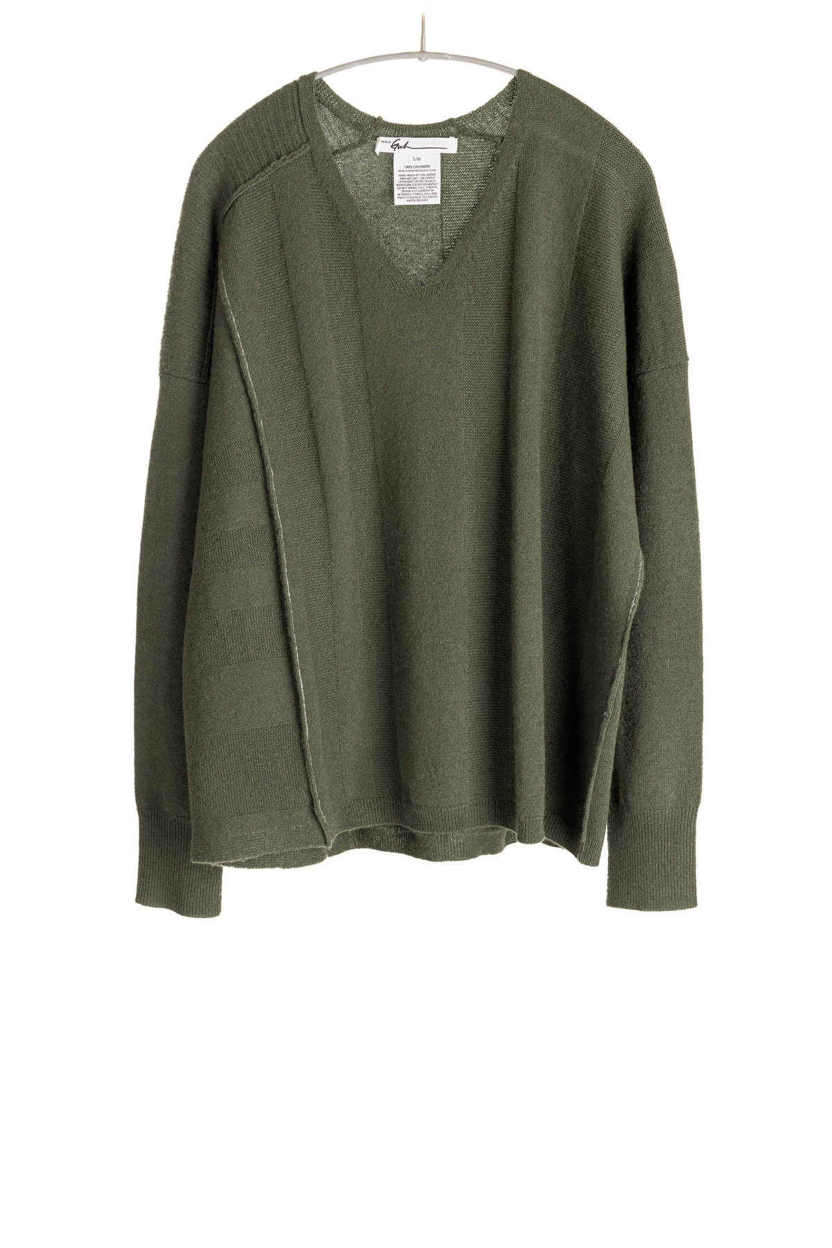 F254B_PanelVNeckPullover_ArmyGreen_H1Front