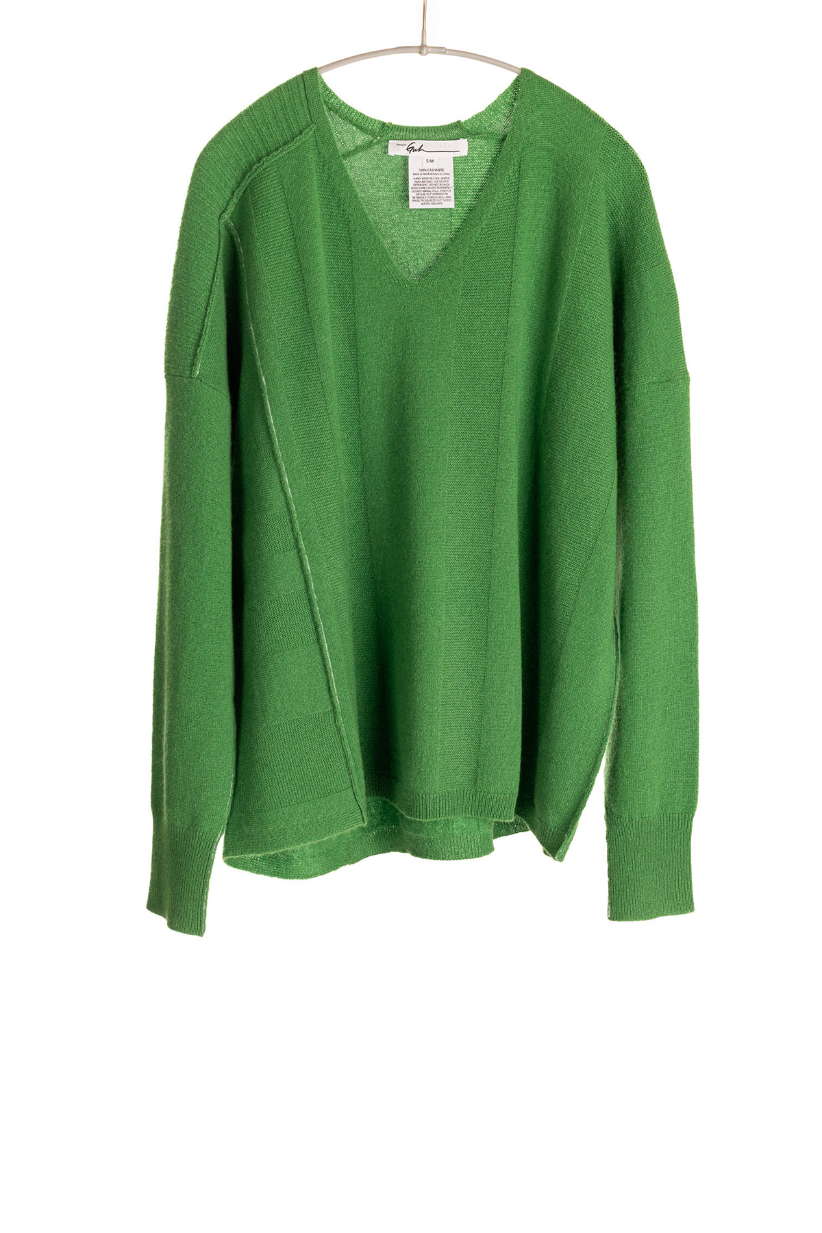 F254B_PanelVNeckPullover_Green_H1Front