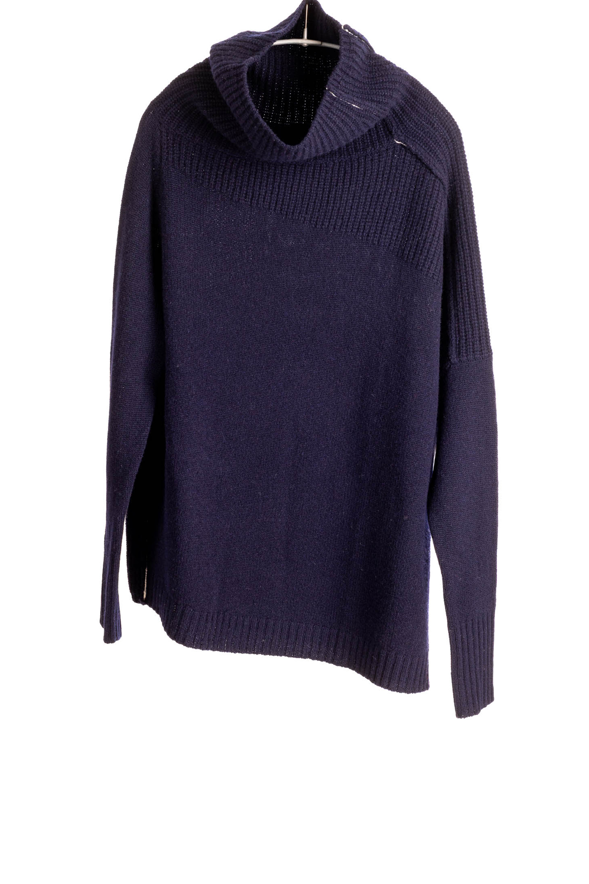 F297_RelaxedMockPullover_Navy_H1Front