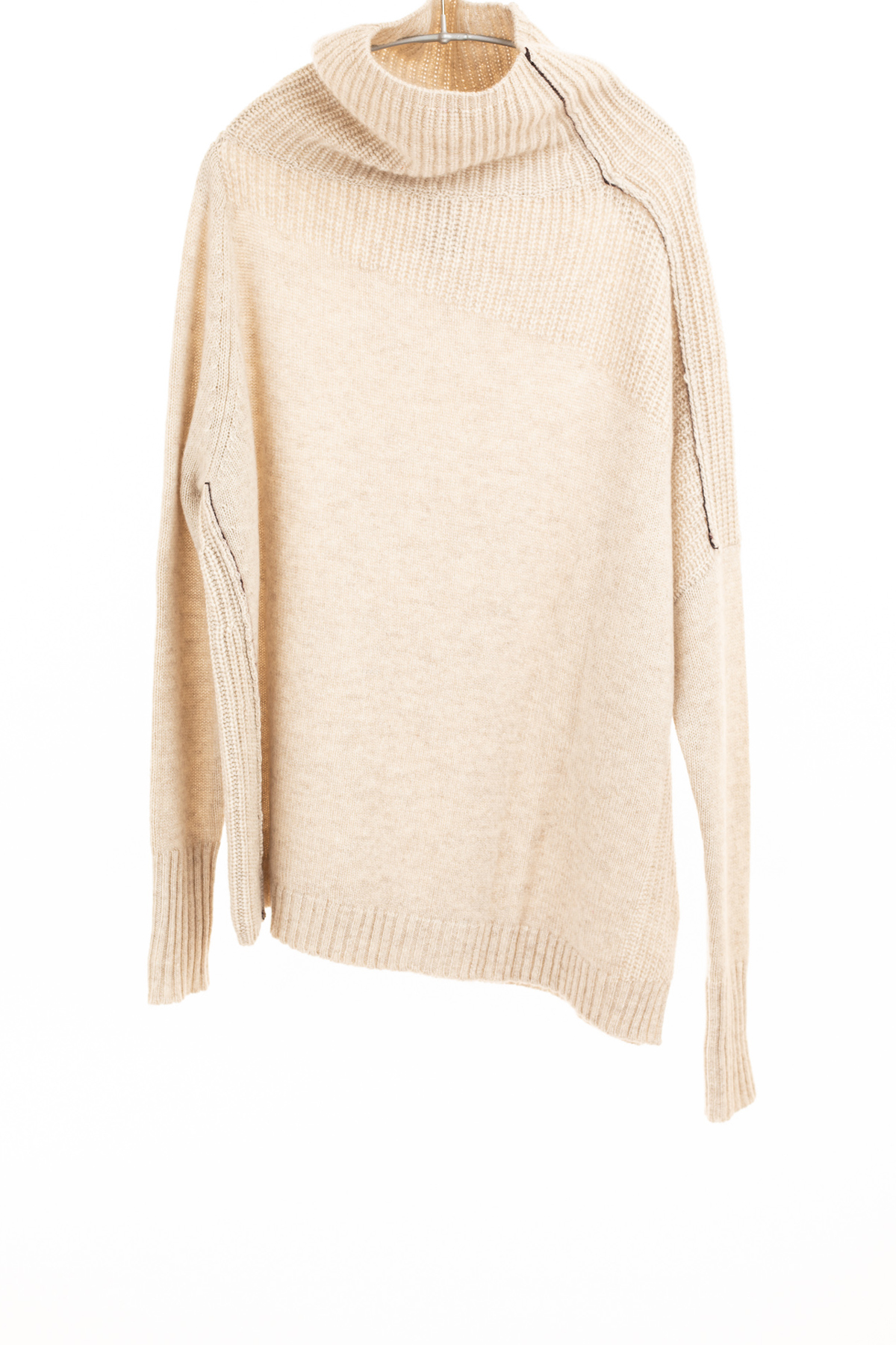 F297_RelaxedMockPullover_Oatmeal_H1Front