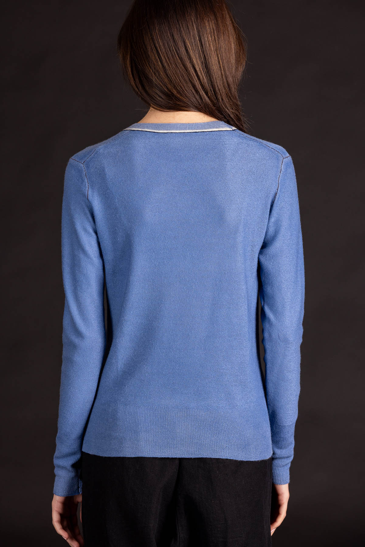 F331B_ReversiblePrintedCrew_Blue_E2