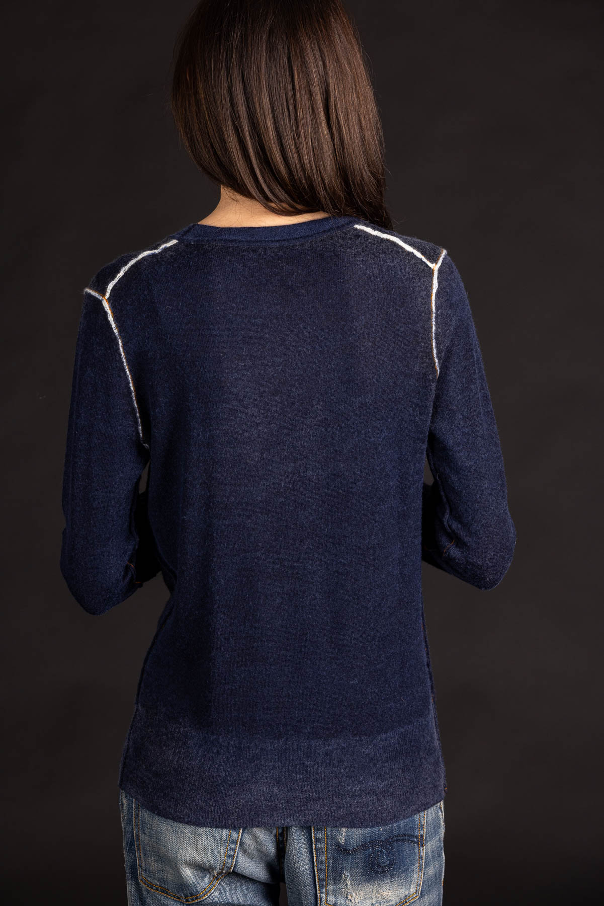 F331B_ReversiblePrintedCrew_Navy_E2