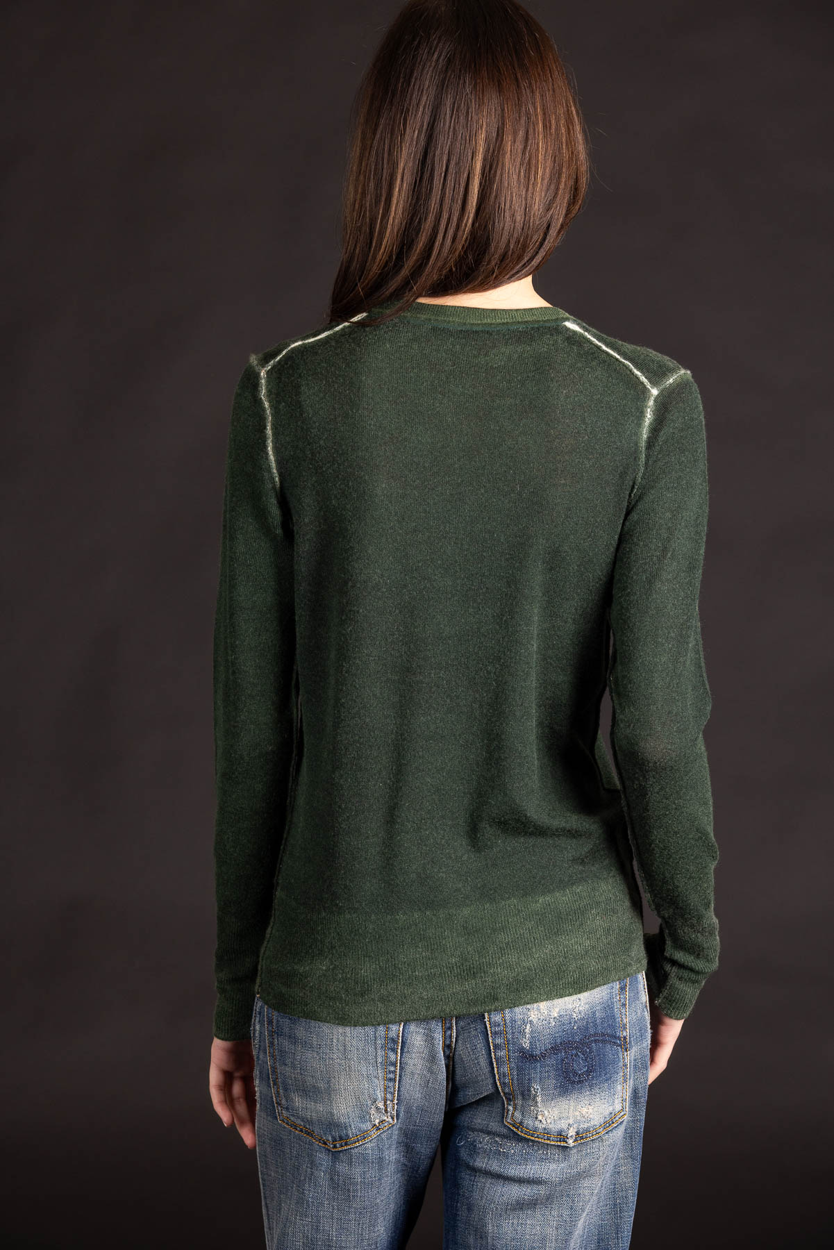 F331B_ReversiblePrintedCrew_PineGreen_E4