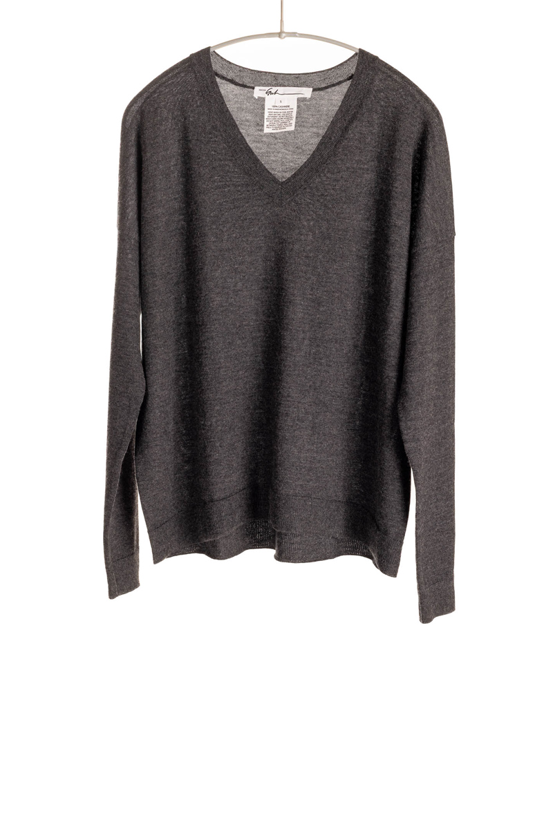 F495_EverydayVNeckPullover_Charcoal_H1Front