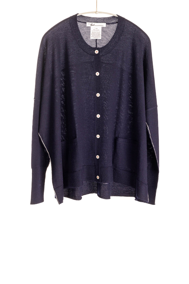 F498_BoxyCardigan_Navy_H1Front
