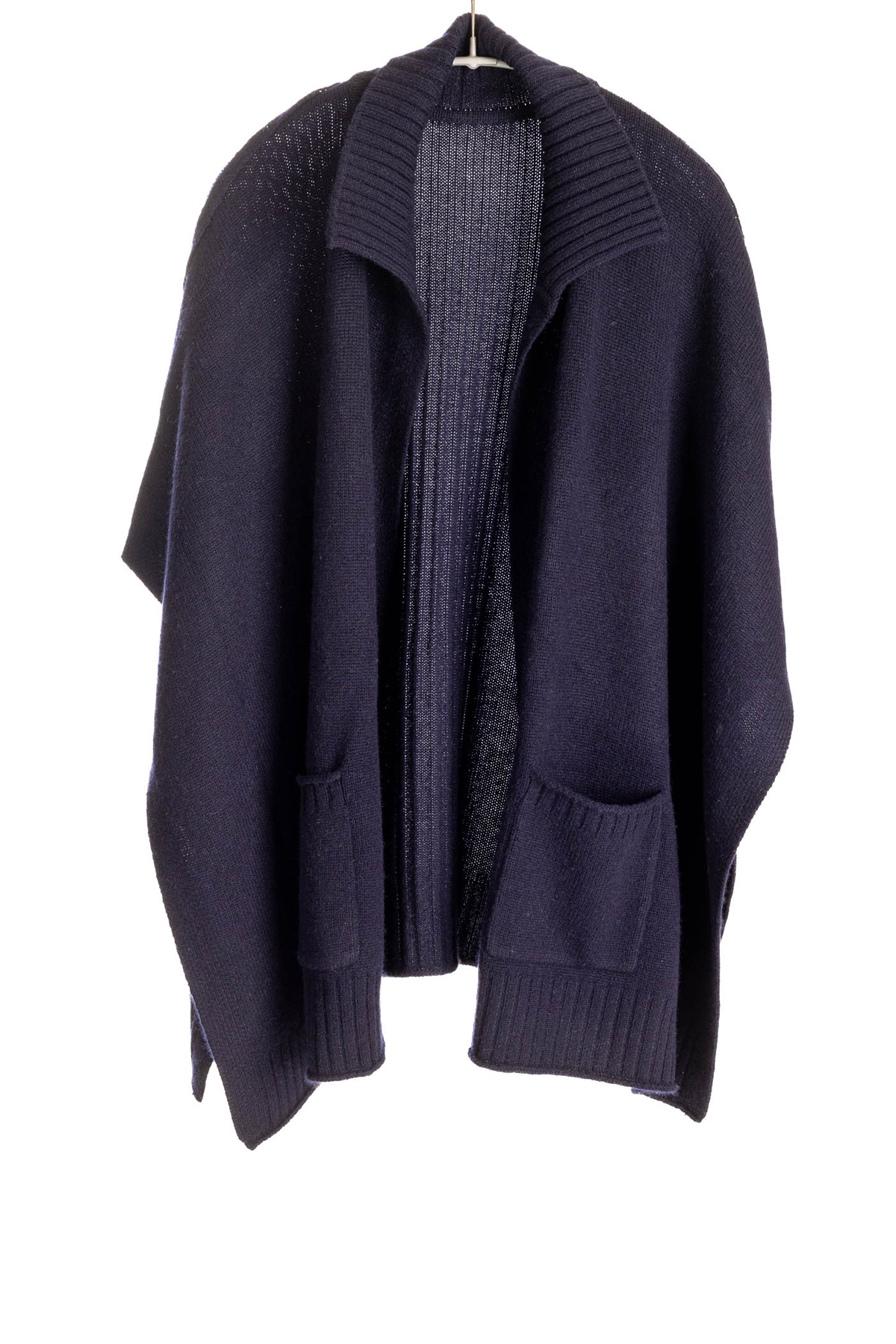 F504_CollaredWrap_Navy_H1Front