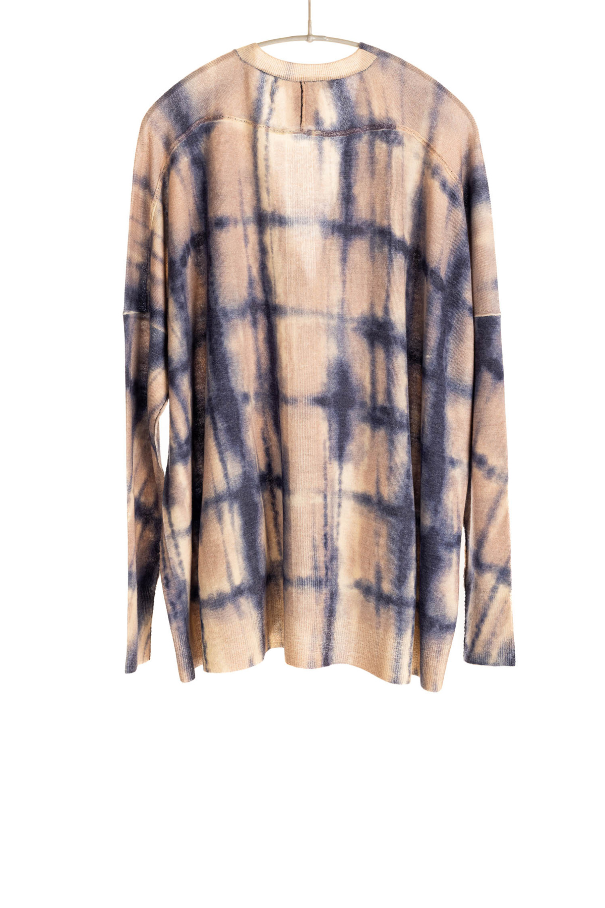 F502P_PlaidVNeckCardigan_LavenderNavy_H2Back
